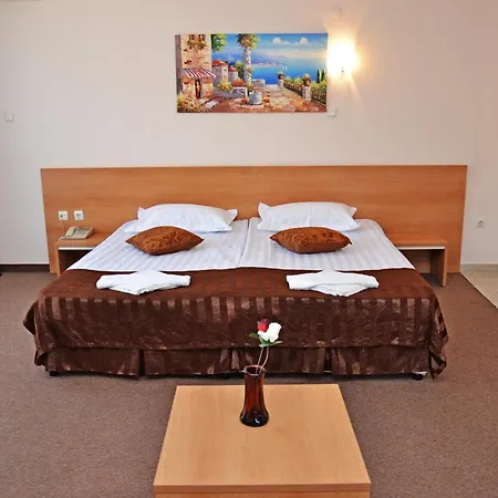 Szálloda Hotel Central