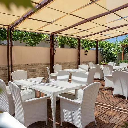 Szálloda Hotel Central 3*