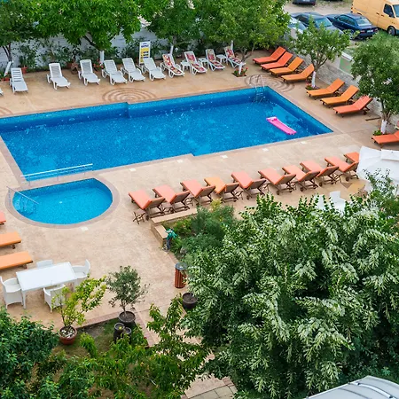 Hotell Hotel Central Slăntjev Brjag