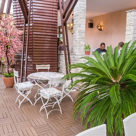 Ξενοδοχείο Hotel Central 3*