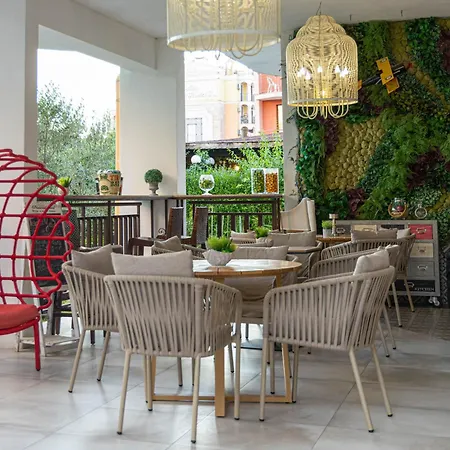 Hotel Central Hotel 3*