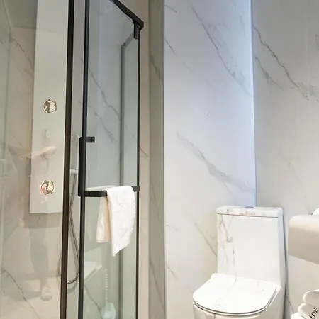 호텔 Hotel Central 3*