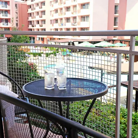 Hotel Central Slăntjev Brjag