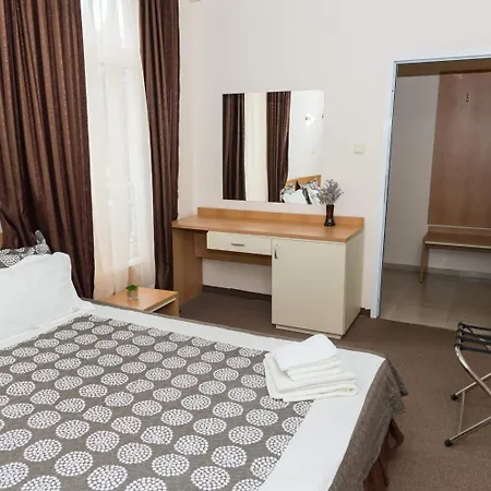 Hotel Central