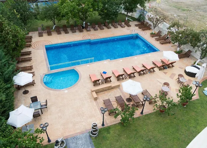 Hotell Hotel Central Slăntjev Brjag