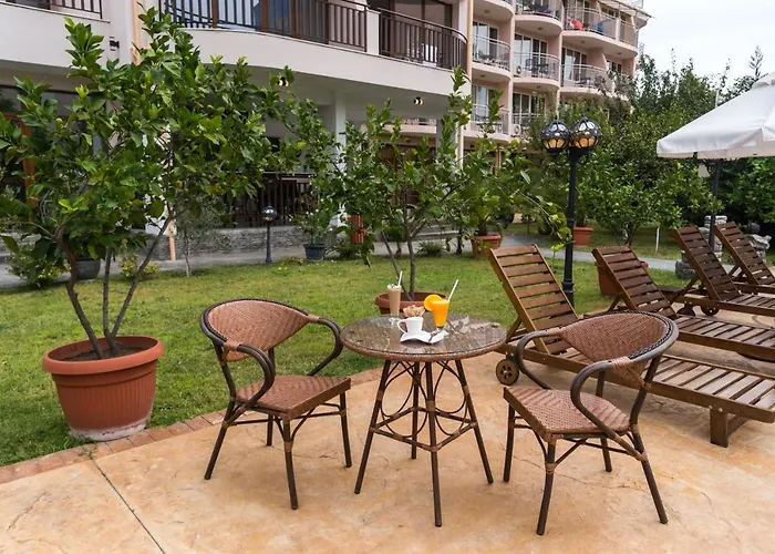 Hotel Central Hotell 3*