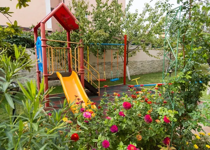 Hotell Hotel Central Slăntjev Brjag