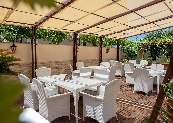 Отель Сентраль Отель 3*