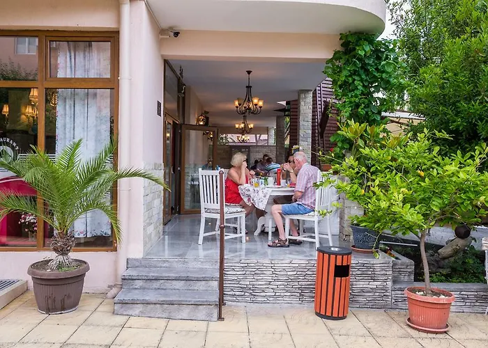 Сентраль Отель Солнечный берег