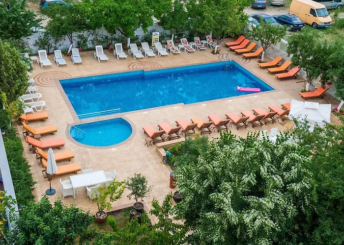 Сентраль Отель 3*